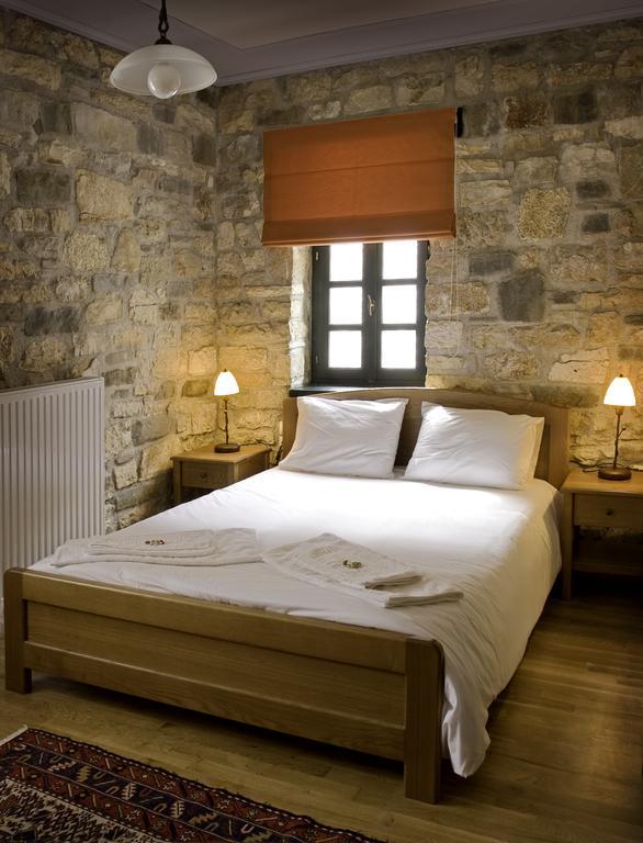 Gaia Guesthouse Dilofo Buitenkant foto