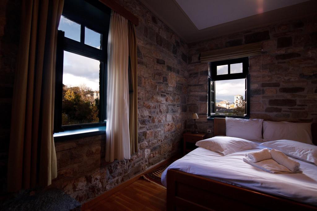 Gaia Guesthouse Dilofo Buitenkant foto