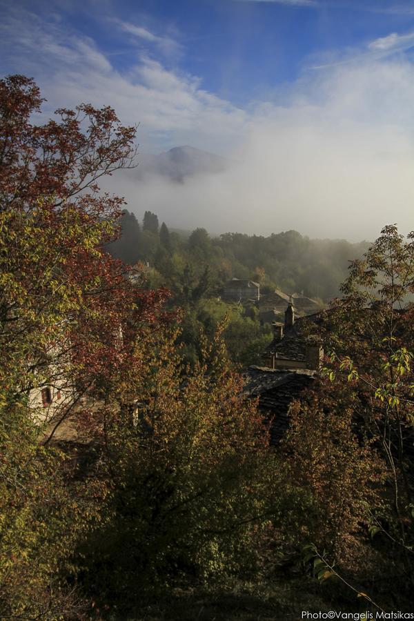 Gaia Guesthouse Dilofo Buitenkant foto